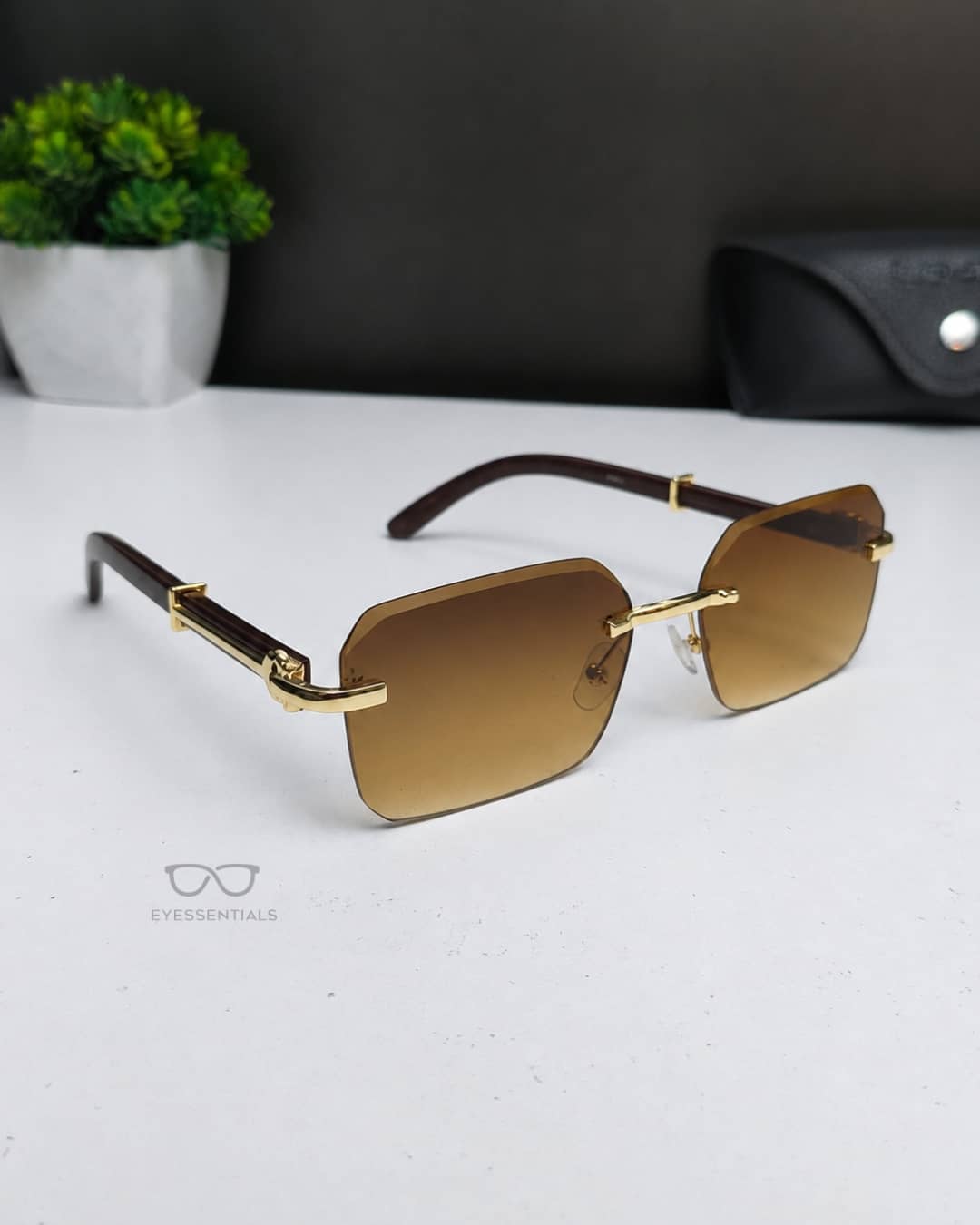 Moose Sunglasses